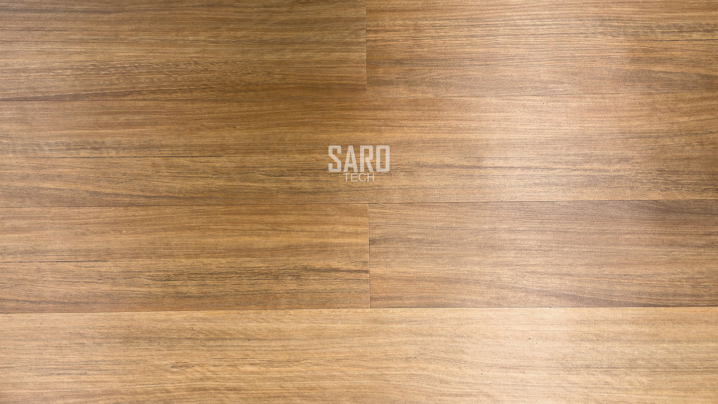 Piso LVT (Luxury Vinyl Tile)